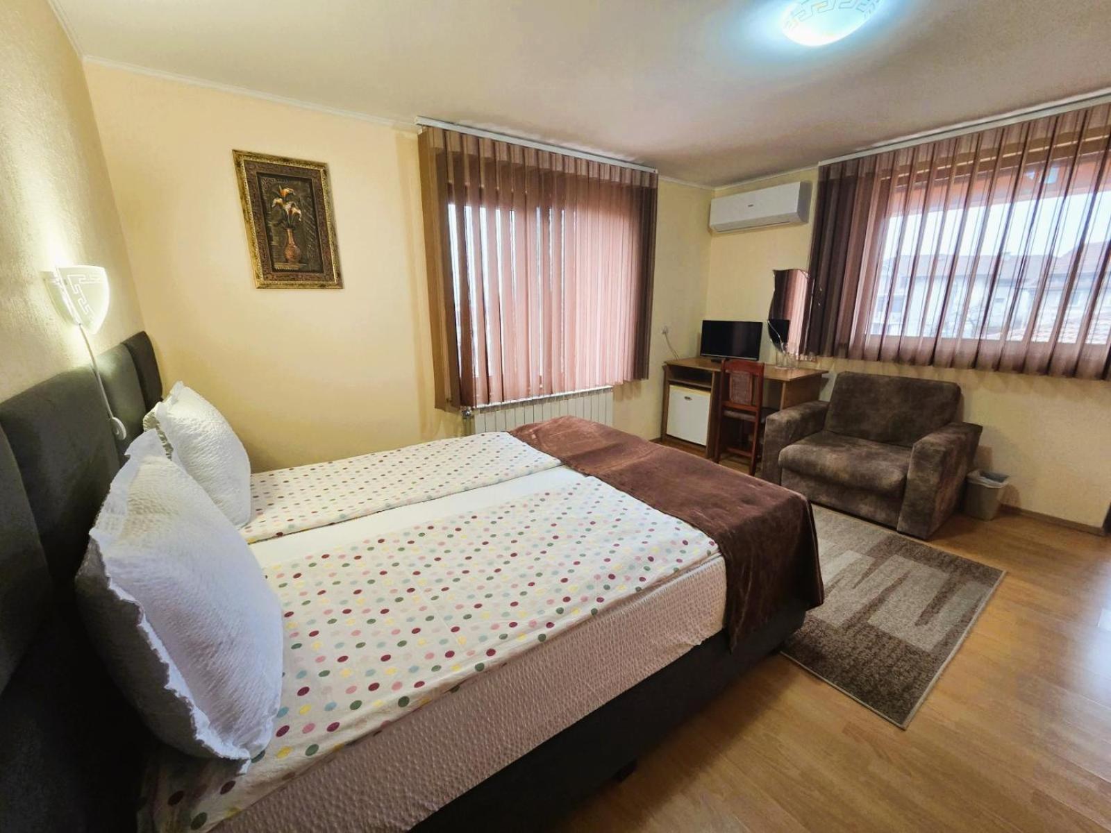 Family Hotel Dalia Velingrad Eksteriør bilde