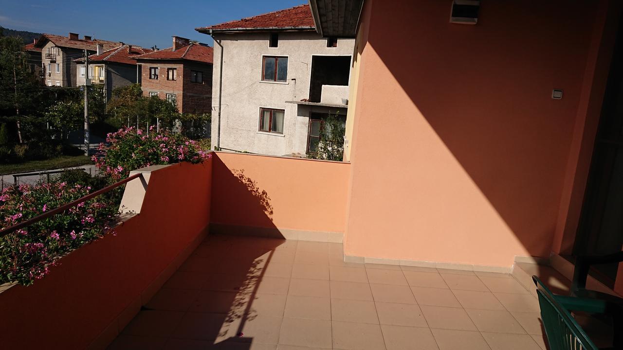 Family Hotel Dalia Velingrad Eksteriør bilde